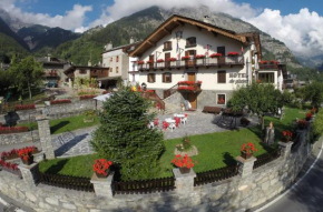  Hotel Des Glaciers  Курмайор